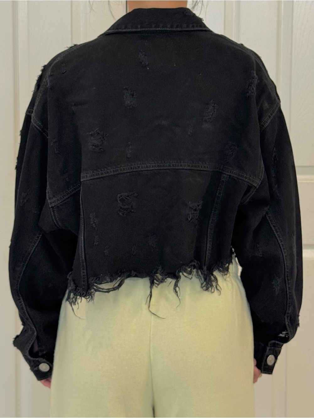 Zara Black Distressed Cropped Jean Jacket - Picture 2 of 8